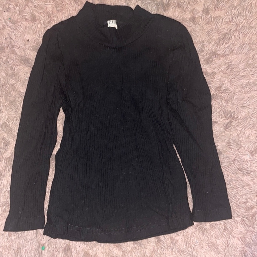 Turtle neck long sleeve top